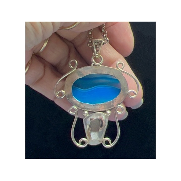 Dyed Blue Agate & Druzy Quartz 925 Sterling Pendant Necklace - Picture 3 of 6